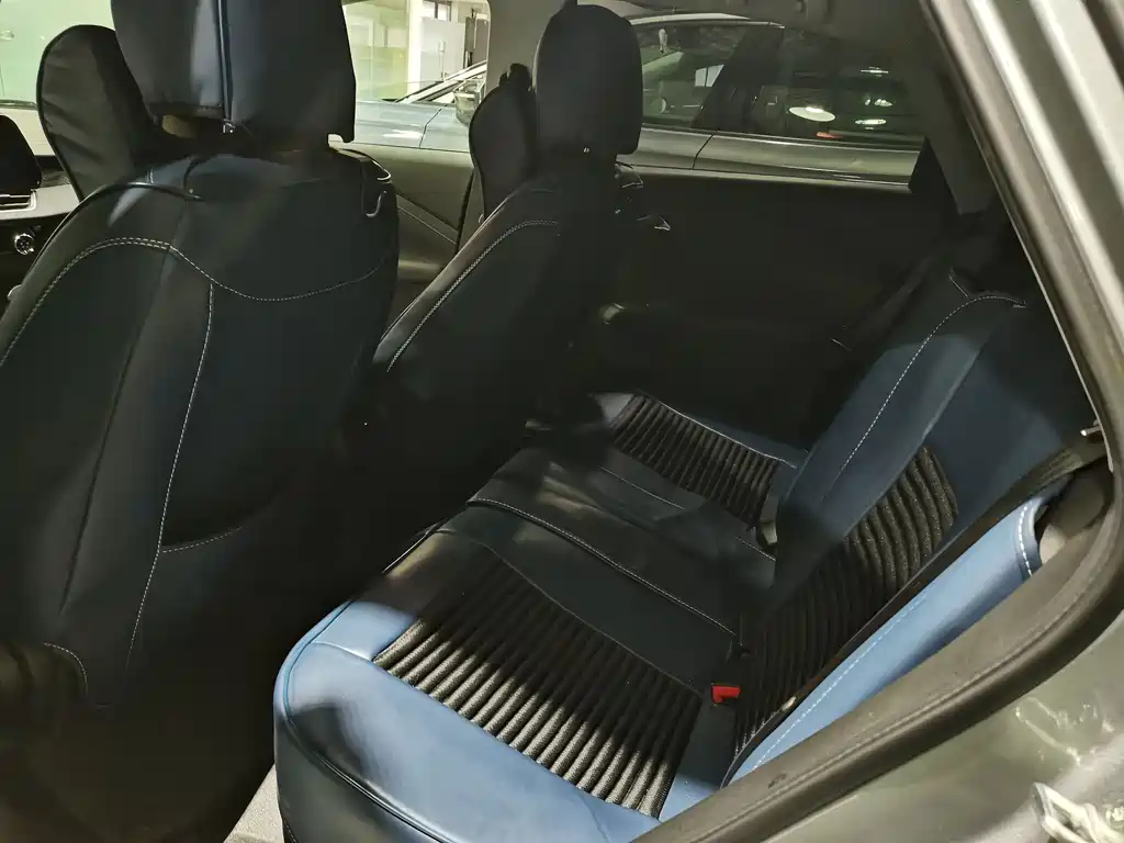 Chevrolet Monza — миниатюра 6