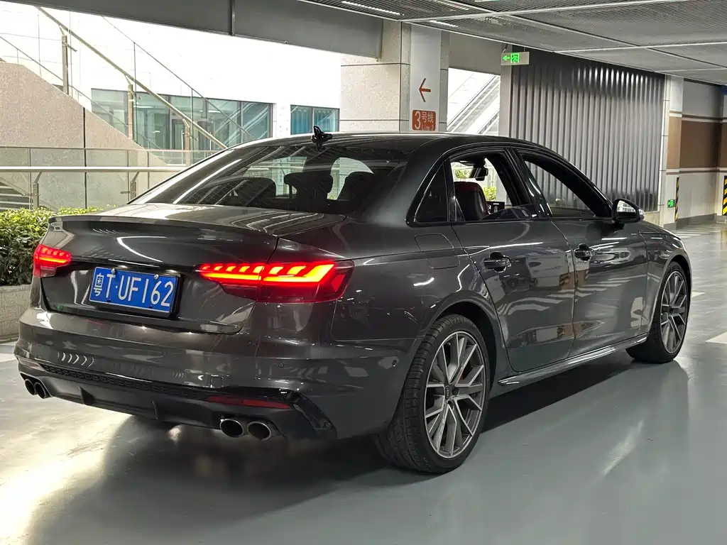Audi S4 — миниатюра 5