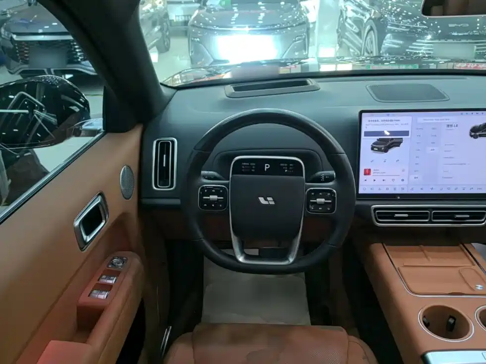 Li Auto Li L8 — миниатюра 11