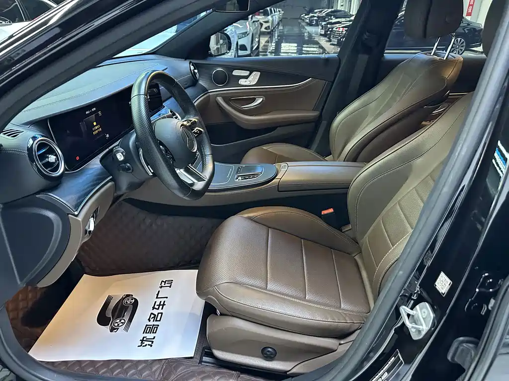 Mercedes-Benz E-Class — миниатюра 4