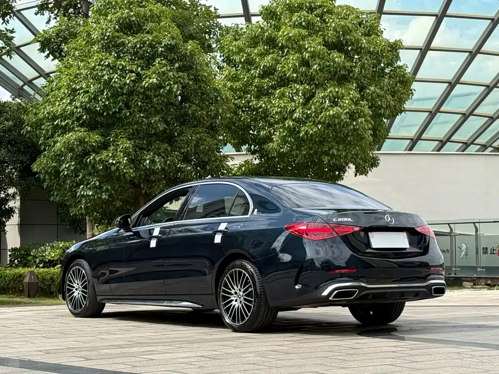 Mercedes-Benz C-Class — миниатюра 9