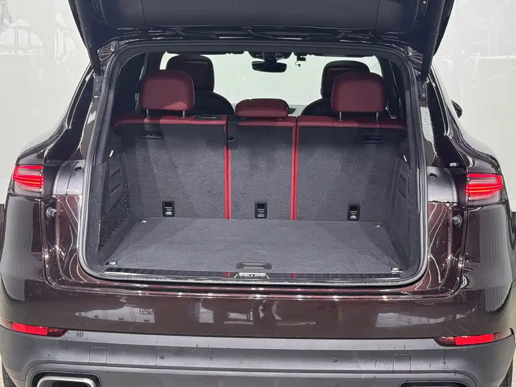 Porsche Cayenne Hybrid — миниатюра 24