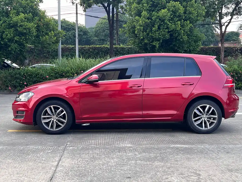 Volkswagen Golf — миниатюра 4