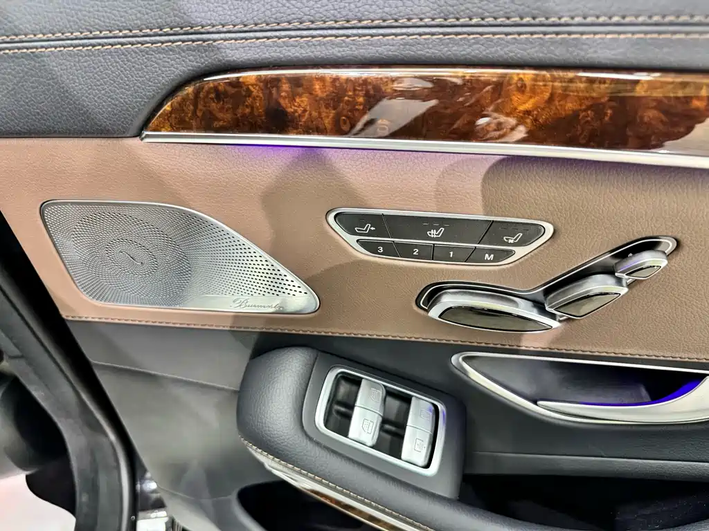Mercedes-Benz S-Class — миниатюра 20