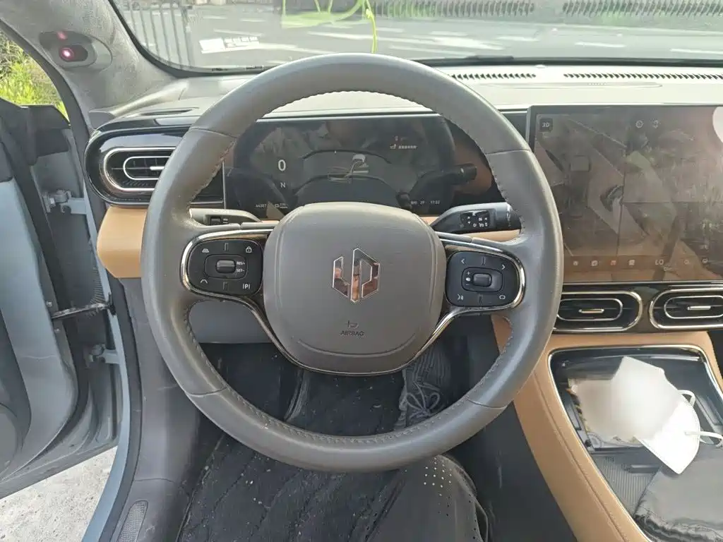 Leapmotor Leapmotor C01 — миниатюра 3