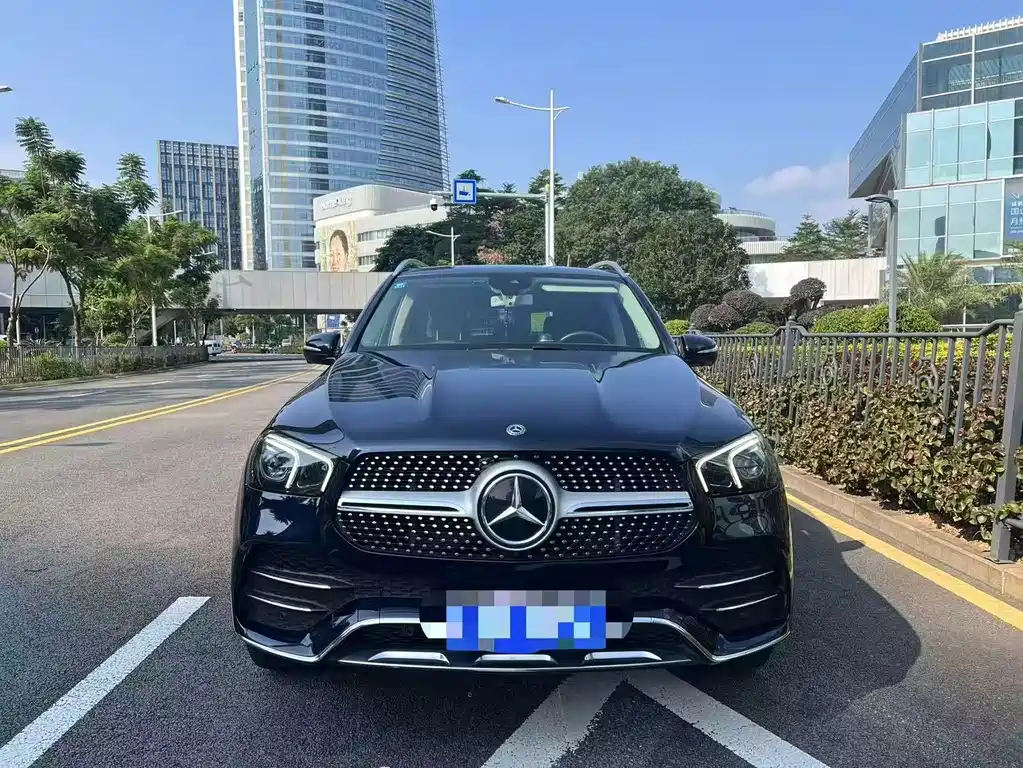 Mercedes-Benz GLE (Import) — миниатюра 2