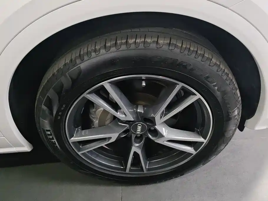 Audi Q5L — миниатюра 6