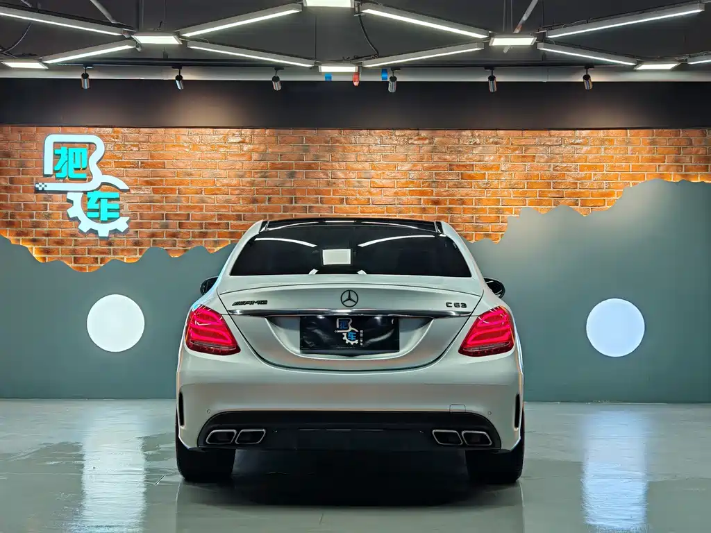 Mercedes-Benz C-Class AMG — миниатюра 10