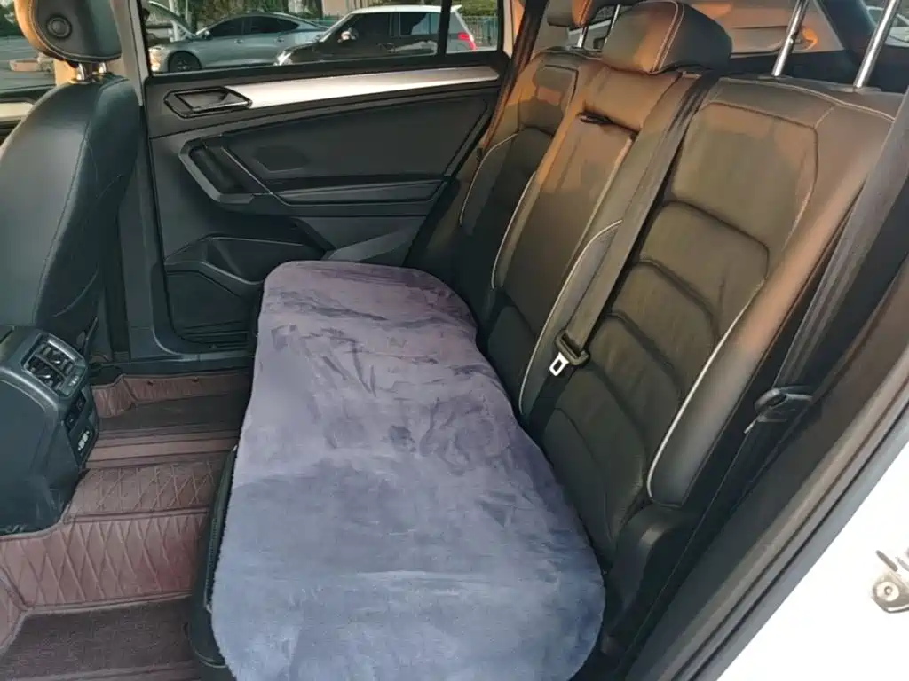 Volkswagen Tiguan L PHEV — миниатюра 17