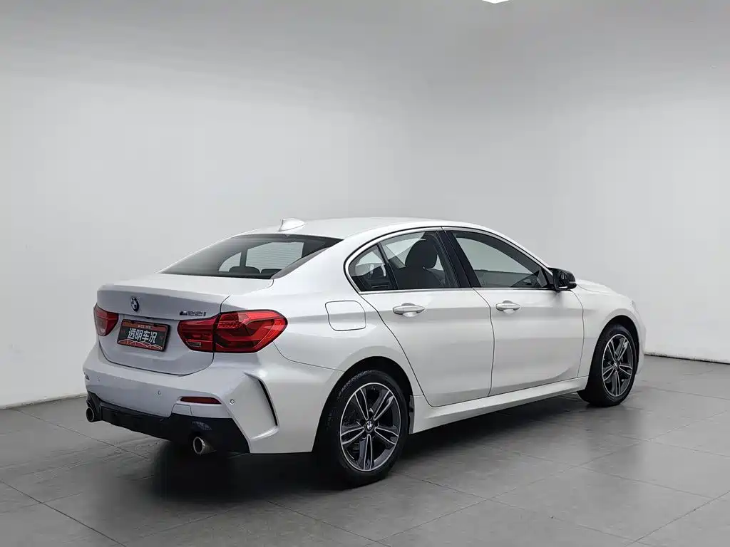 BMW 1 Series — миниатюра 2