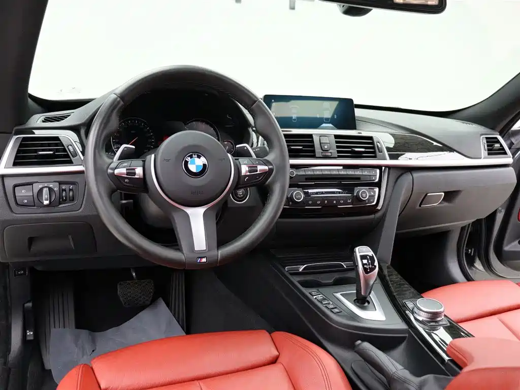 BMW 3 Series GT 3 GT 2019 330i xDrive M Sport