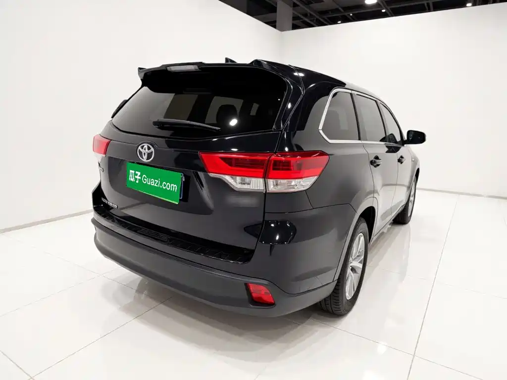 Toyota Highlander — миниатюра 6