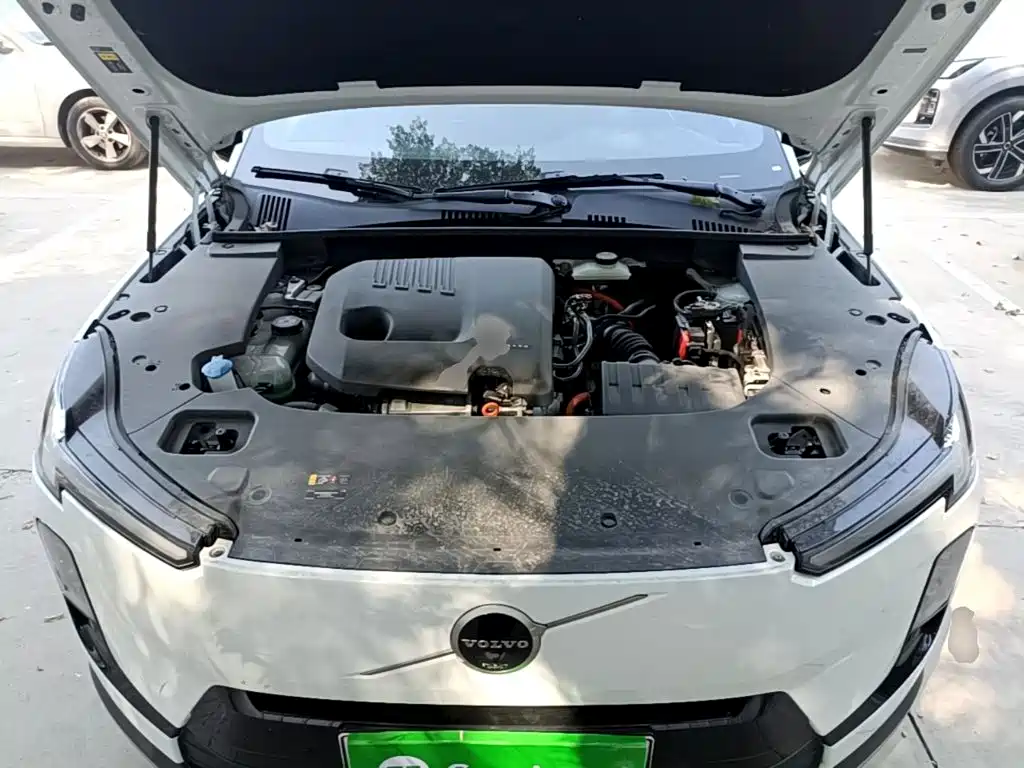 Volvo XC70 PHEV — миниатюра 20
