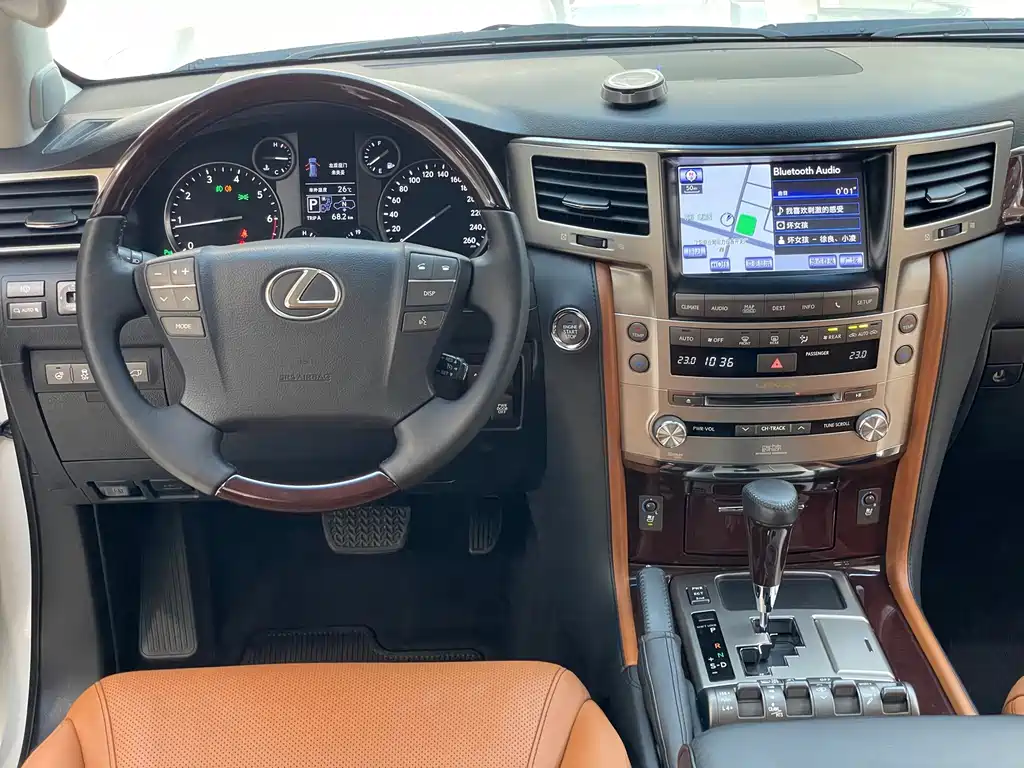Lexus LX — миниатюра 24
