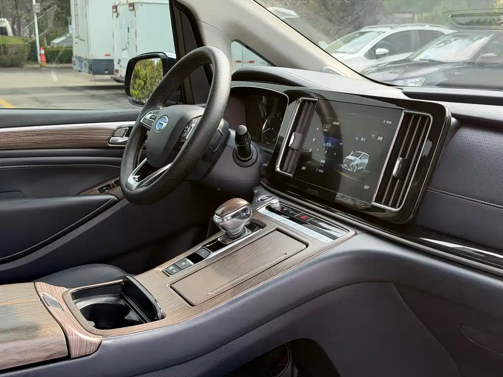 GAC Motor Trumpchi M8 — миниатюра 15