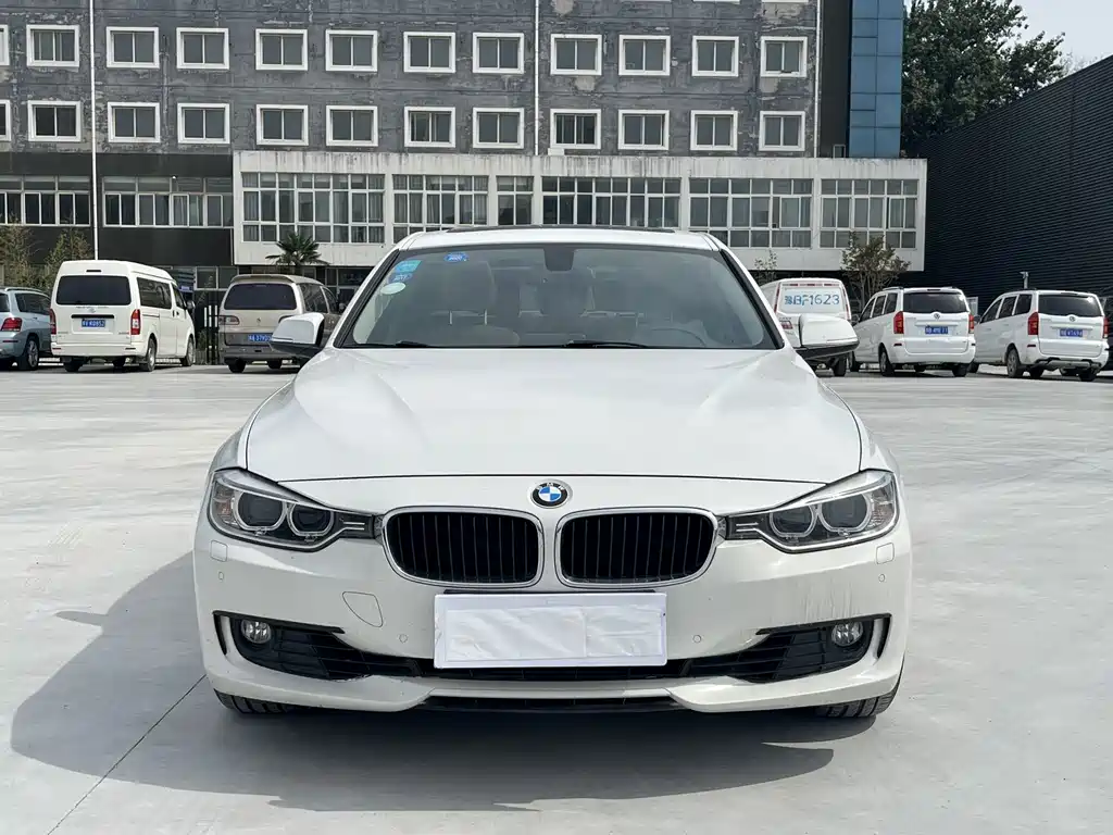 BMW 3 Series — миниатюра 2