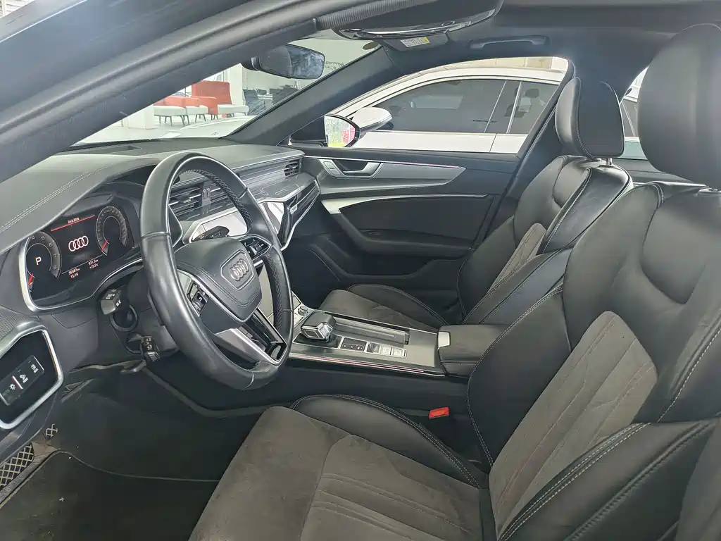 Audi A6L 2024 45 TFSI