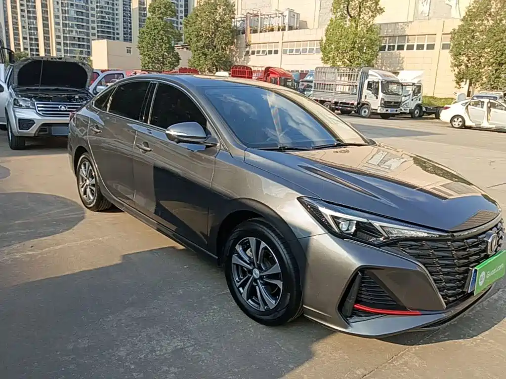 Changan Eado — миниатюра 4