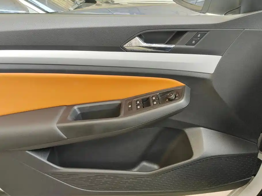 Volkswagen Bora — миниатюра 7