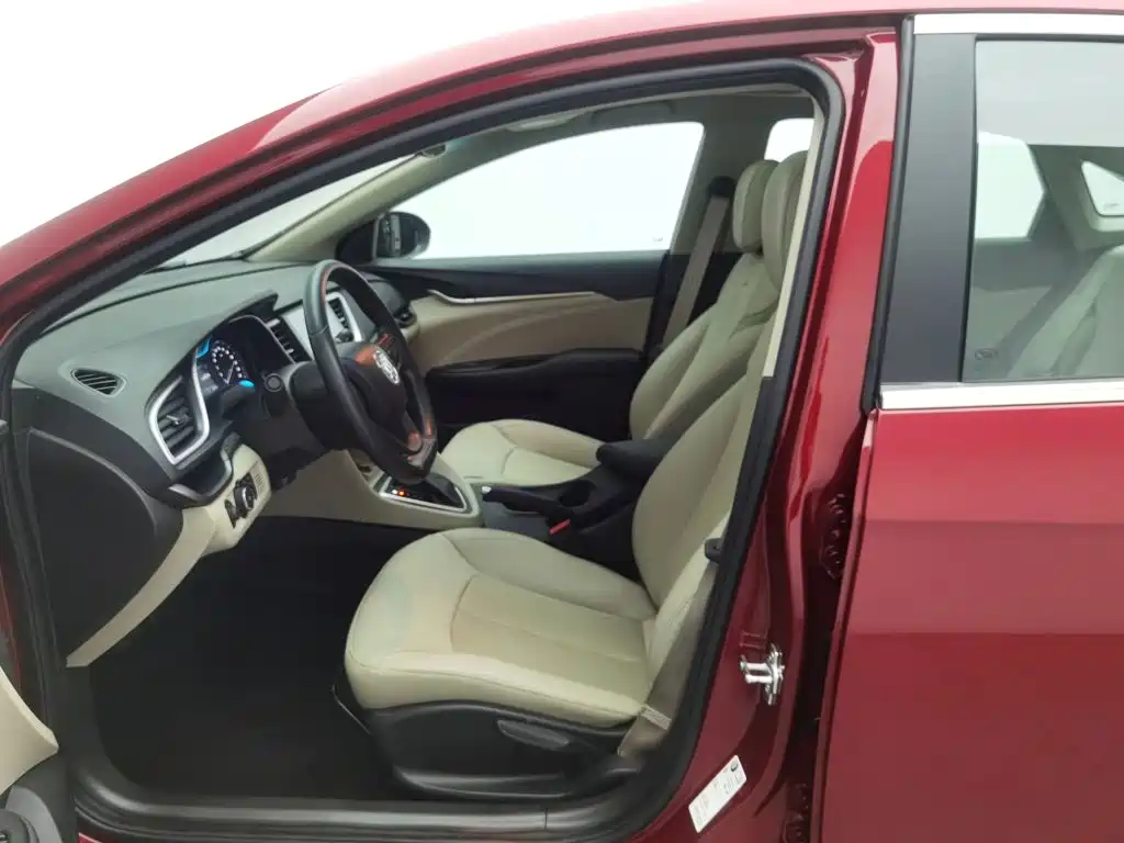 Buick Excelle — миниатюра 10