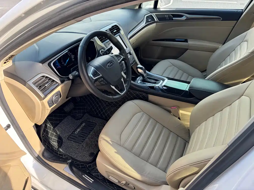 Ford Mondeo — миниатюра 8