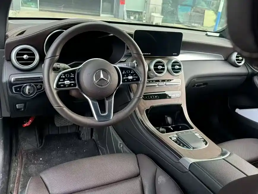 Mercedes-Benz GLC — миниатюра 4