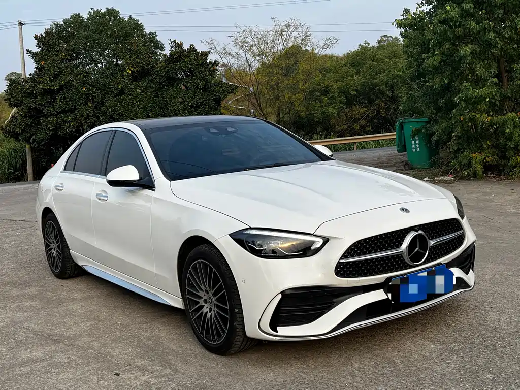 Mercedes-Benz C-Class — миниатюра 3