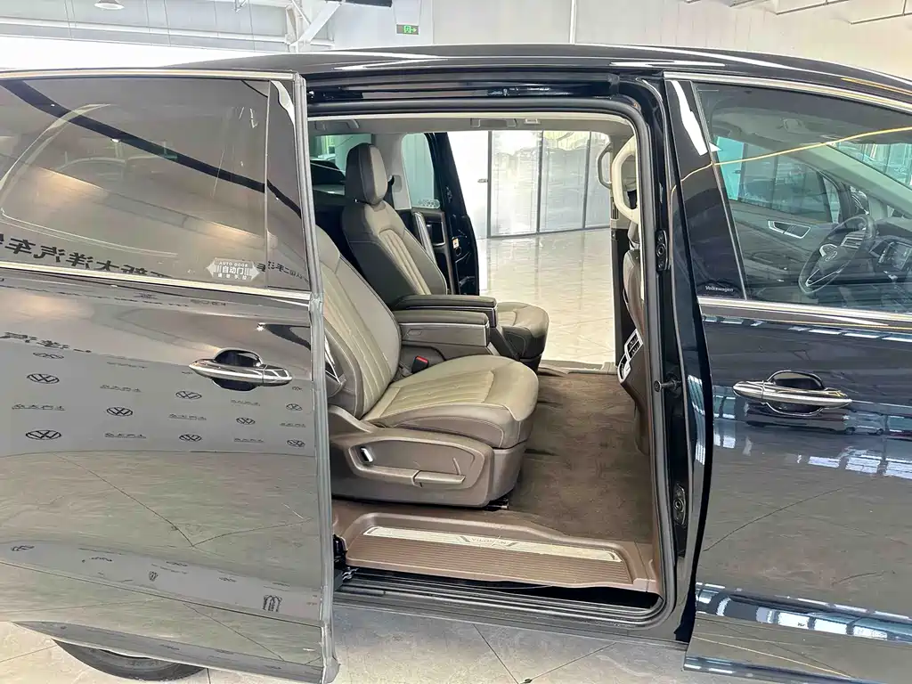 Volkswagen Viloran 2023 330TSI Luxury