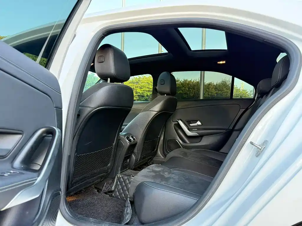 Mercedes-Benz A-Class — миниатюра 5