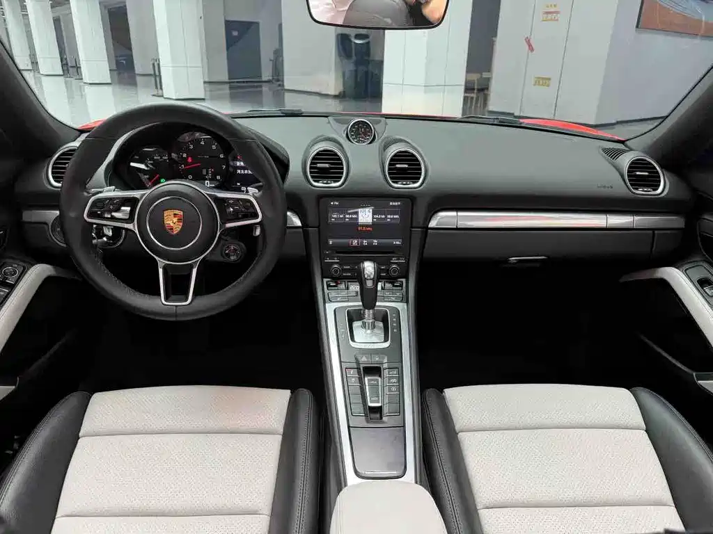 Porsche 718 2018 Boxster 2.0T