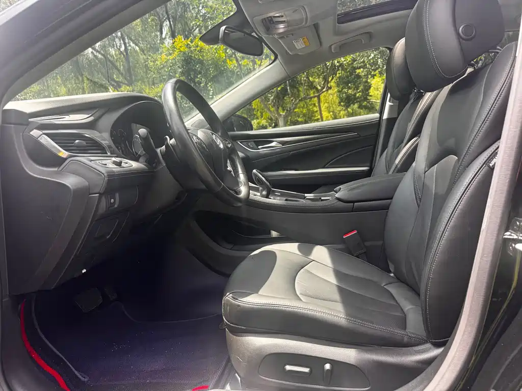 Buick LaCrosse — миниатюра 8