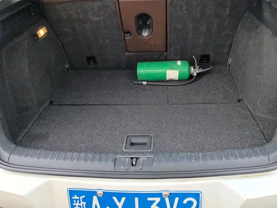 Volkswagen Tiguan — миниатюра 4