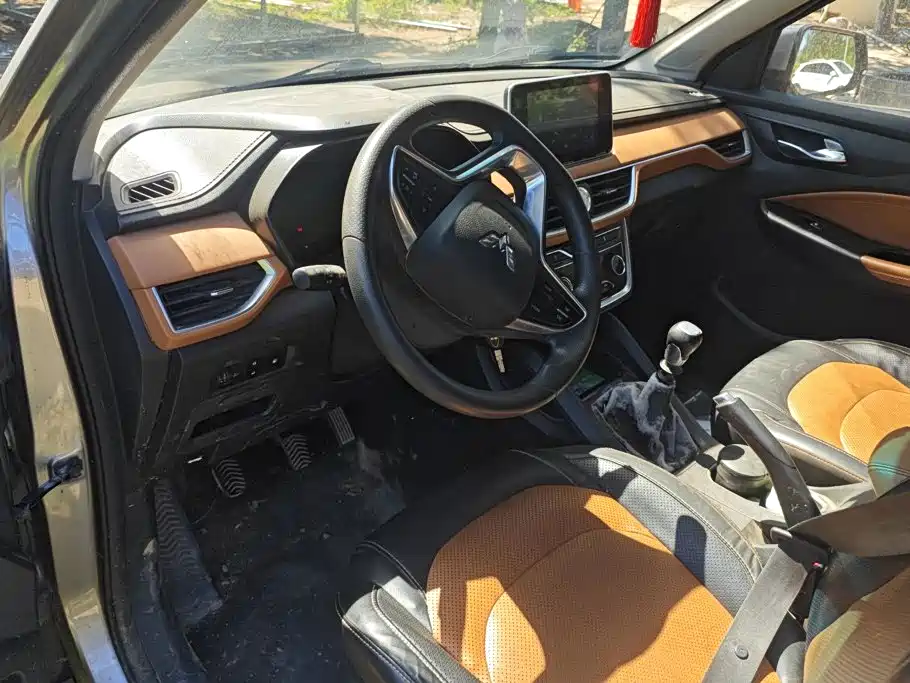 Wuling Hongguang S3 — миниатюра 12