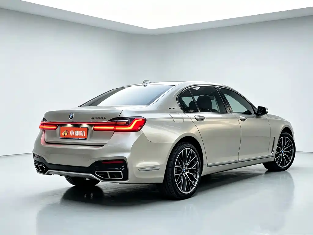 BMW 7 Series — миниатюра 6