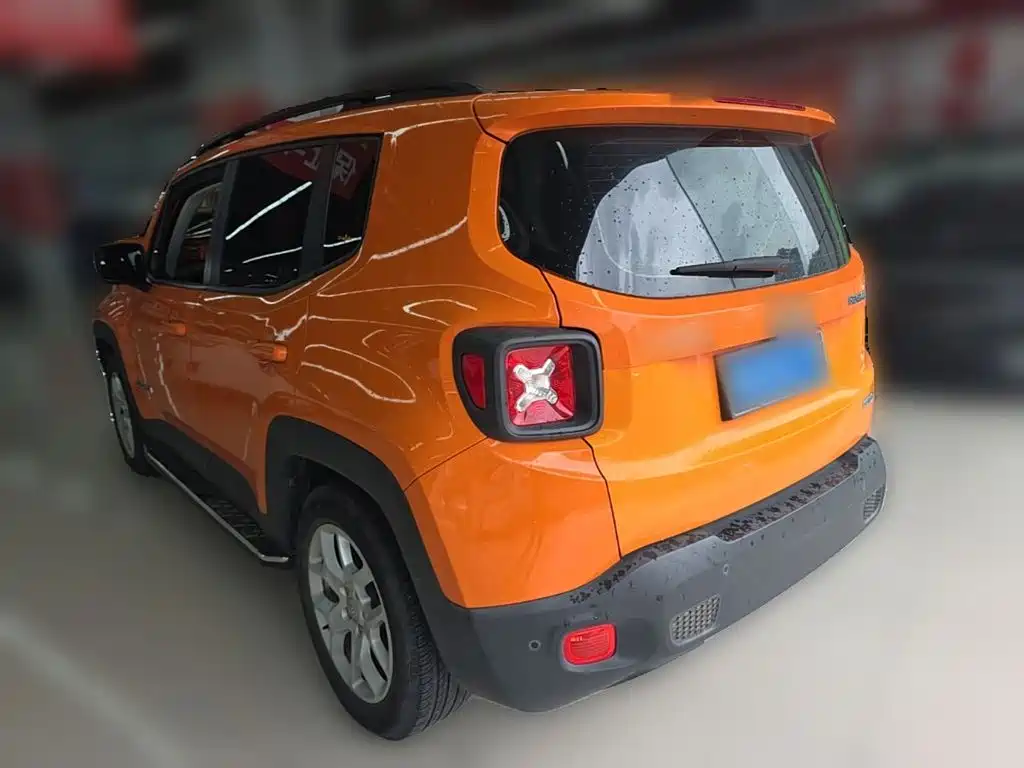 Jeep Renegade — миниатюра 7