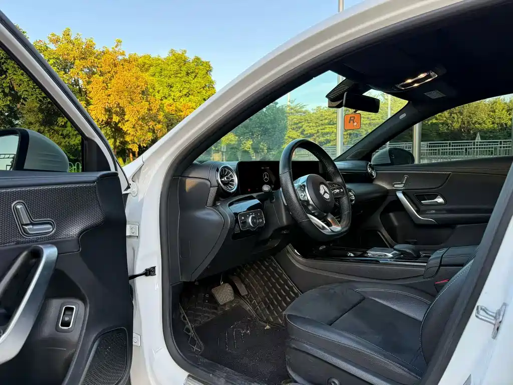 Mercedes-Benz A-Class — миниатюра 4