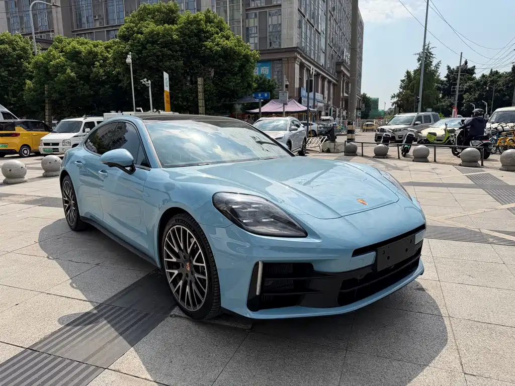 Porsche Panamera — миниатюра 3