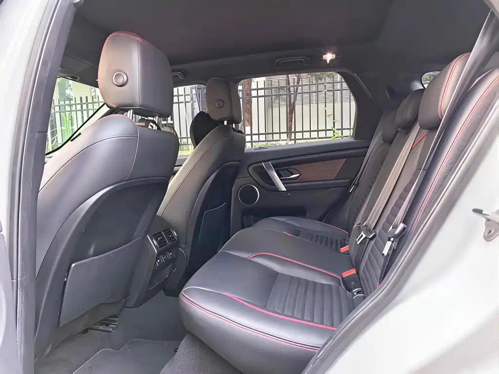 Land Rover Discovery Sport — миниатюра 5