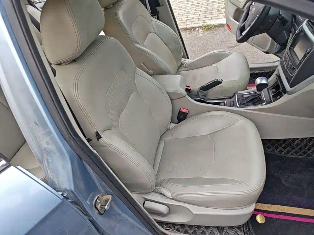 Geely Emgrand — миниатюра 25