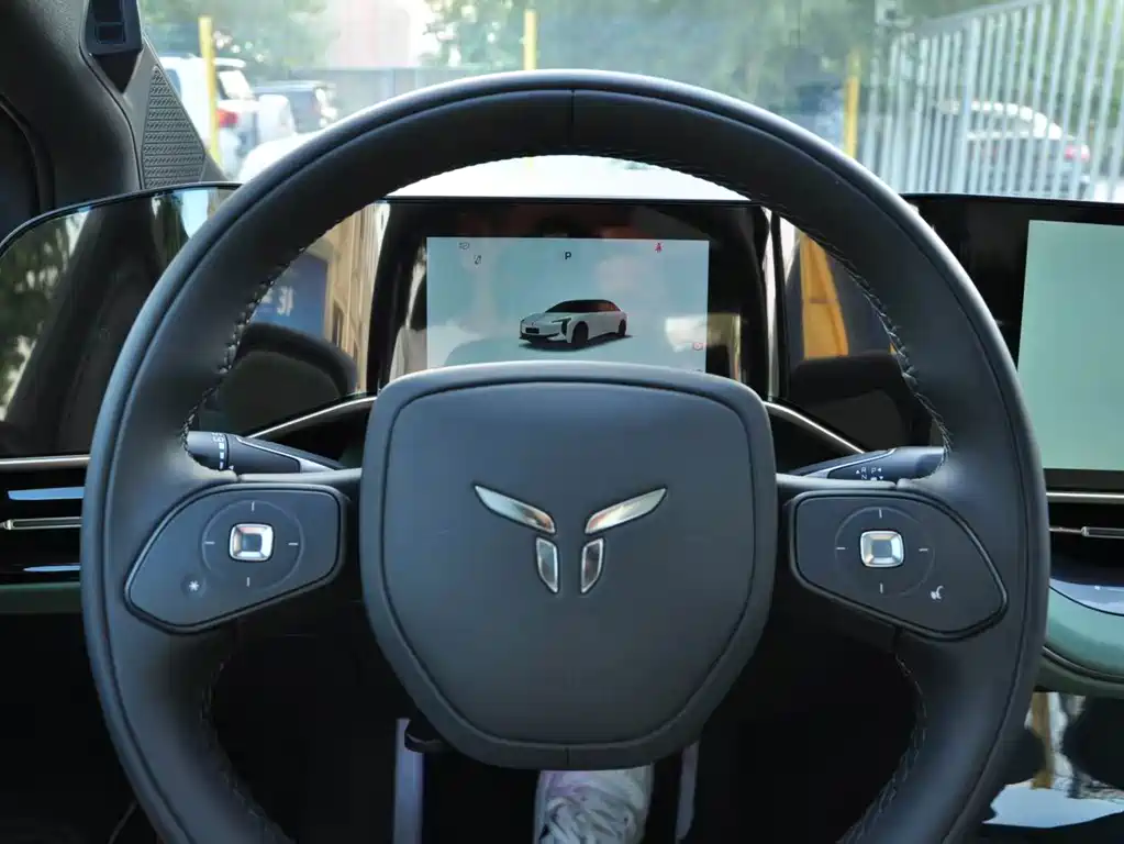 Hongqi Hongqi EH7 — миниатюра 8