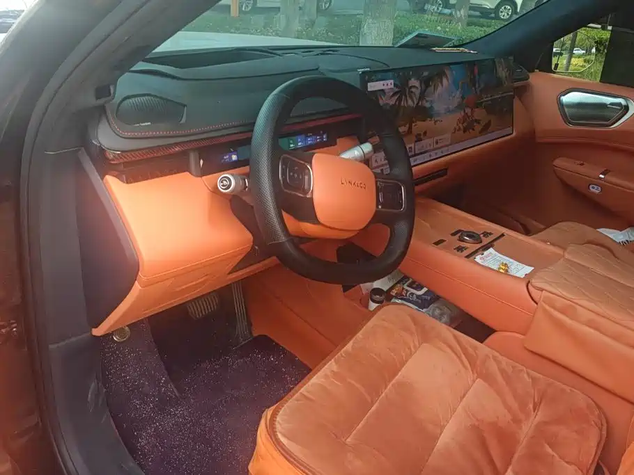 Lynk & Co 900 — миниатюра 11