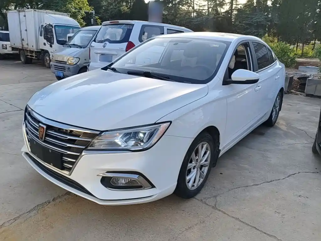 Roewe i5