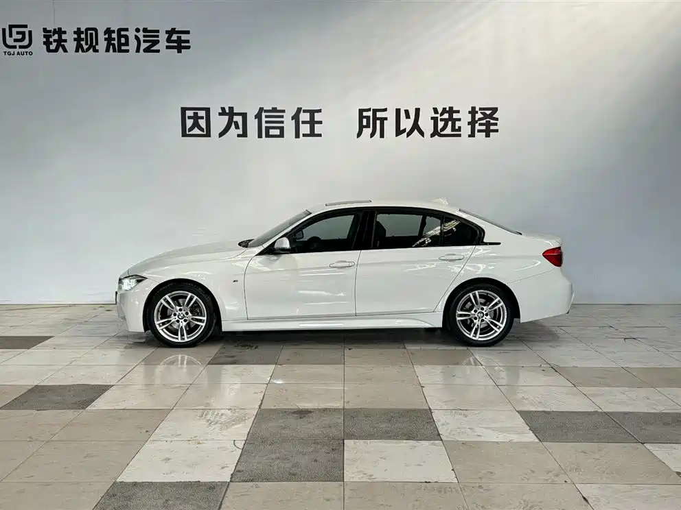 BMW 3 SERIES