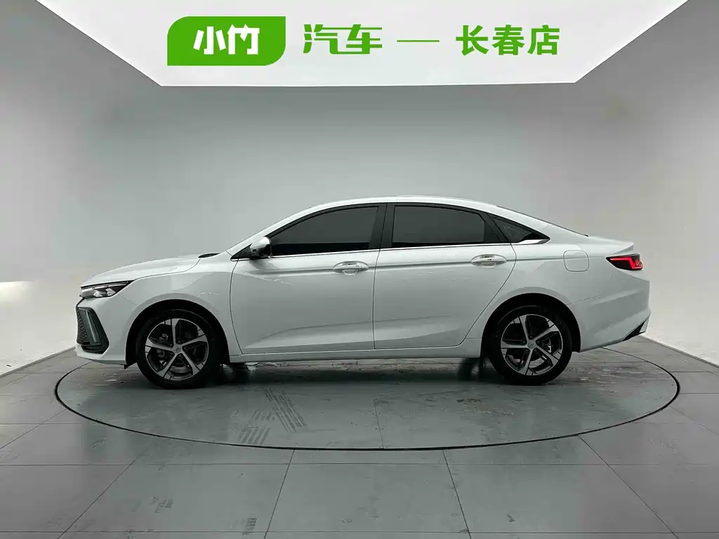 Geely Emgrand L L 2022 1.4T CVT