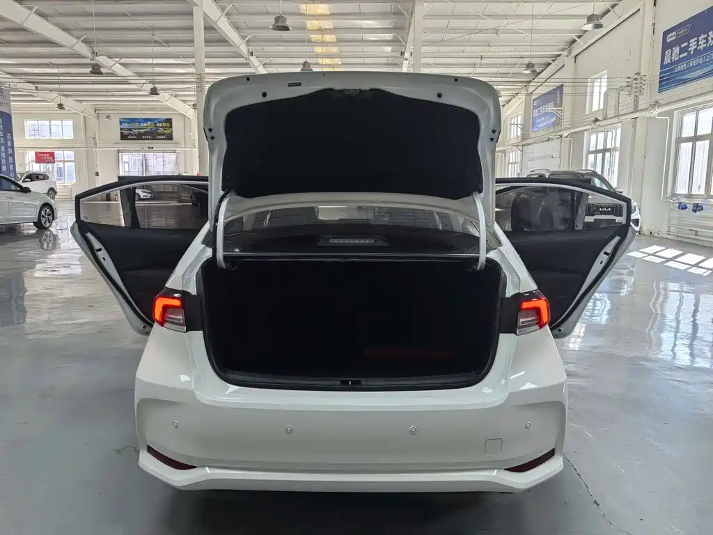 Toyota Corolla — миниатюра 16