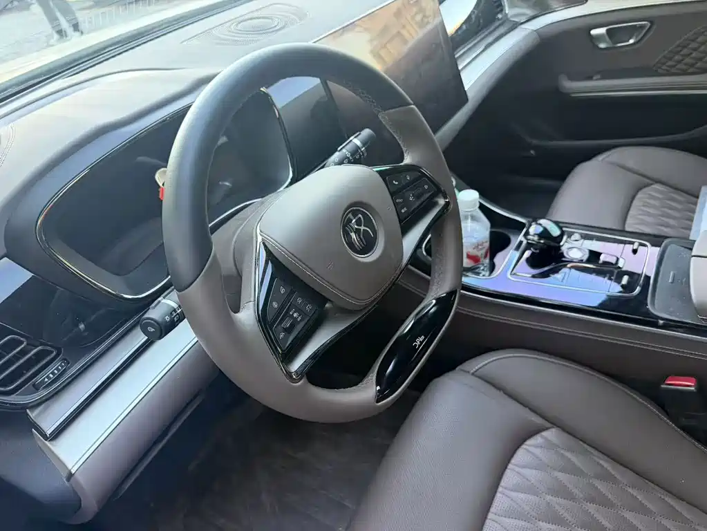 BYD Han — миниатюра 3