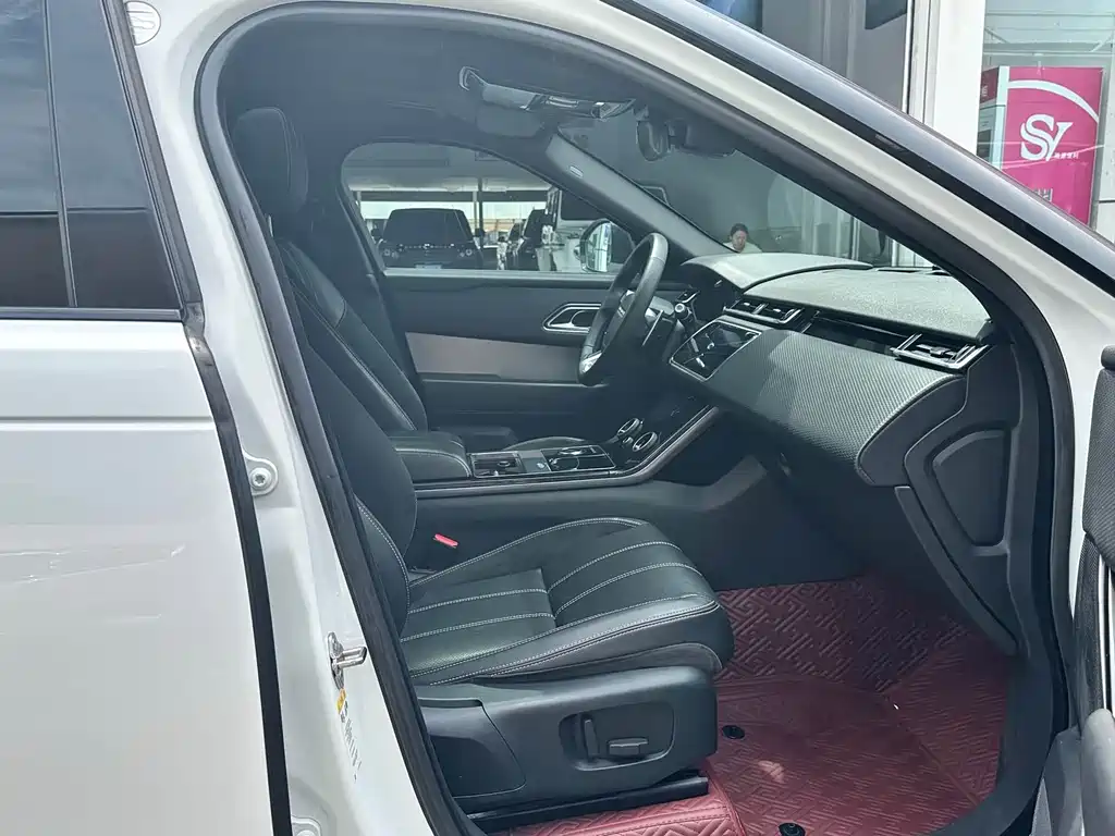 Land Rover Velar — миниатюра 10
