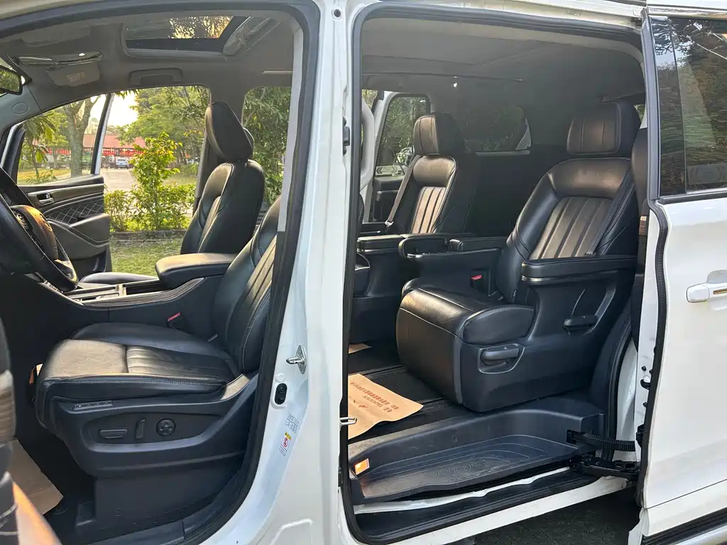 GAC Motor Trumpchi M8 — миниатюра 9