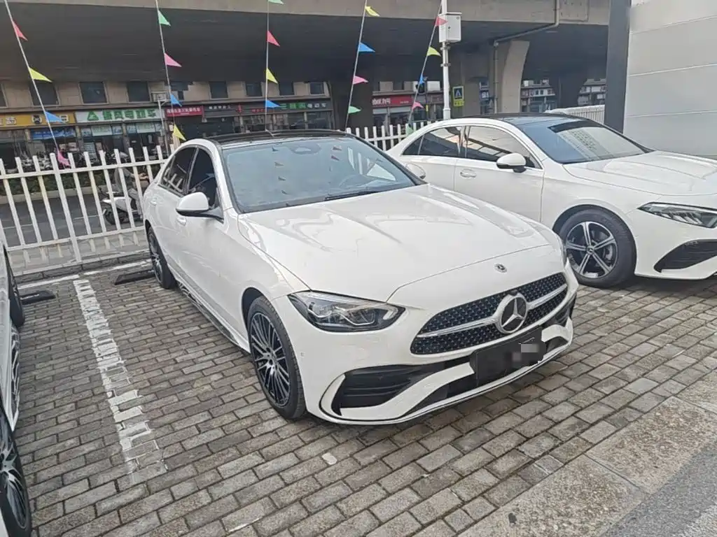 Mercedes-Benz C-Class — миниатюра 4