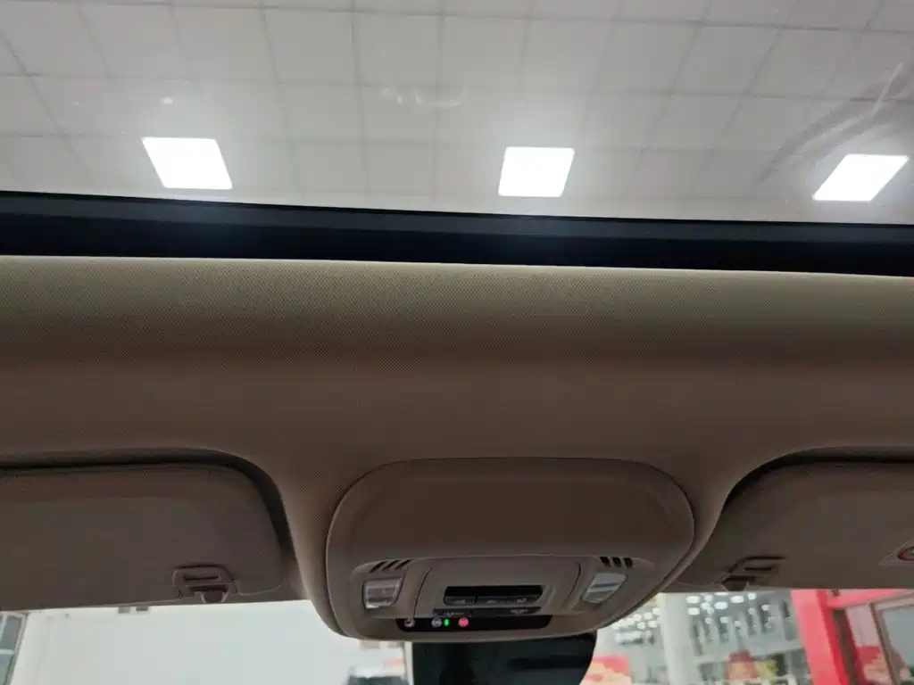 Buick Envision Plus — миниатюра 18